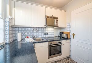 Haus Syltzauber – Schöne Ferienhaushälfte mit Gartenstück, für bis zu 4 Personen in Keitum