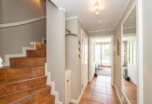 Strandpirat – Stilvolle Ferienwohnung für bis zu 4 Personen mit Balkon.