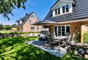 Haus Dock 10 – Leinen los im Dock 10. - Ferienhaushälfte für bis zu 7 Personen mit Garten/Sauna