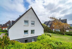 Strandlounge – 3-Zimmer-Ferienwohnung mit Terrasse - nur 600 Meter zum Strand.