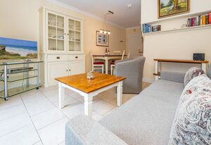 Westerhörn 46/15 – 3-Zimmer-Ferienwohnung für bis zu 3 Personen mit Terrasse in Keitum.