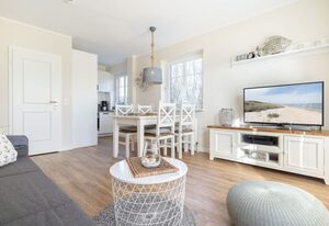 Haus Am Dorfteich, App. Élise – Idylle & Komfort unmittelbar am Dorfteich.