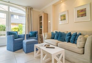 Hannah – 4-Zimmer-Ferienwohnung für max. 5 Personen mit Terrasse u Strandkorb (saisonal).