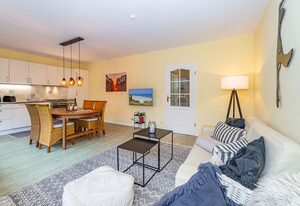 Emma – Ruhige Erdgeschoss-Ferienwohnung mit Terrasse für max. 4 Personen.