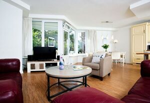 Haus Kamperhof Syltresidenz App. 1 – Großzügige Ferienwohnung für 4 Personen mit Terrasse, zentral gelegen.