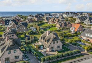 Sylt-Hues – Lifestyle unter Reet, Strand & Meer um die Ecke. Ihr optimales Urlaubs-Domizil