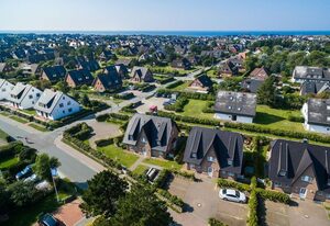 Carolin App. 3, OG links – Luxus mit Flair für bis zu 4 Personen auf 64m² in Wenningstedt.