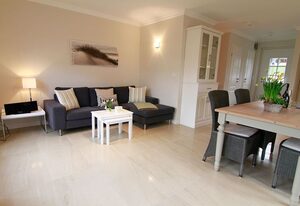 Marla App. 1 – 3-Zimmer-Ferienwohnung mit Terrasse. - nur 400 Meter zum Strand.