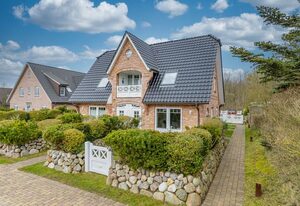 Godewind App. 5 – Ferienwohnung für bis zu 4 Personen mit Terrasse und Sauna.