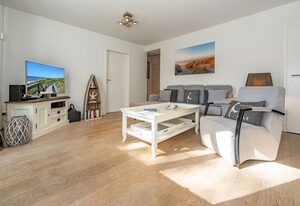Stadtresidenz App. 4 – Ebenerdige 3-Zimmer-Ferienwohnung mit Terrasse. Stadt- und strandnah.