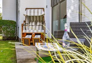 Stadtresidenz App. 4 – Ebenerdige 3-Zimmer-Ferienwohnung mit Terrasse. Stadt- und strandnah.