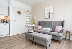 Möwennest App. 18 – Gemütliche 2-Zimmer-Ferienwohnung mit Balkon in Wenningstedt.