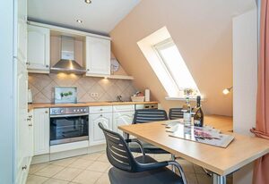 Ammerland Whg. 2 – Großzügige 3- Zimmerwohnung für bis 4 Personen, mit Balkon.
