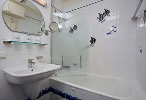 App.Reetlodge – Ferienwohnung unter Reet für bis zu 4 Personen mit Sonnenkuhle.