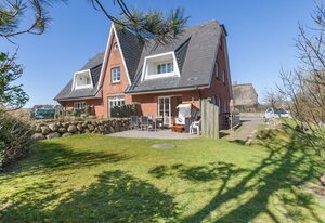 Arnfried, Whg. 5 – Top Lage. Schöne Ausstattung. Nur wenige Meter zu Strand und Dorfteich