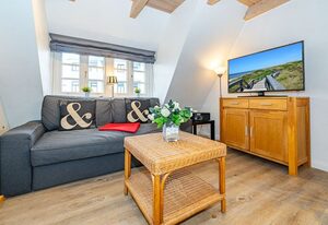 Altstadttor 20 – Zentral gelegene Ferienwohnung unter Reet für max. 2 Personen, in Westerland.
