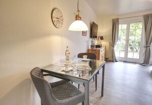 Altstadttor 11 – Ferienwohnung unter Reet für bis zu zwei Personen, in Westerland.