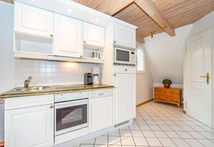Altstadttor 4 – Ferienwohnung unter Reet für max. 2 Personen, in Westerland.