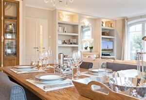Landhaus Berthin-Bleeg, App. 2 Beachhouse – Top Lage. Beach-Style Ausstattung. Feine Details.