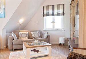 Landhaus Berthin-Bleeg, App. 10 Orphée – Top Lage. Hochwertige Ausstattung. 4 Meter Deckenhöhe!