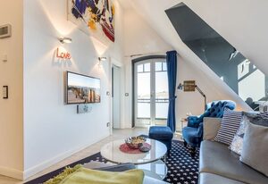 Landhaus Berthin-Bleeg, Die Syltlounge App. 9 – 2-Raum-Appartement im DG, ca. 40 m² Nutzfläche, 1 Parkplatz, Nichtraucher.