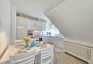 Ferienwohnung Syltperle Wenningstedt – Ferienwohnung Syltperle –Exklusive Maisonettewohnung nahe Strand in Wenningstedt