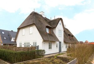 Sylt Pur – Hausteil im UG,EG,OG, ca. 200qm Nutzfl., Nichtraucher, keine Haustiere