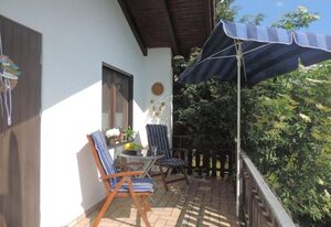Schlossblick mit Teilseeblick