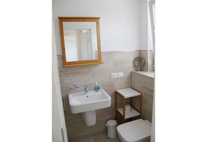 Doppelhaushälfte - Isabella – Helles, über 3 Etagen verteiltes Ferienhaus mit Garten!