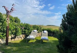 Wünderschöner Hausteil mit Garten