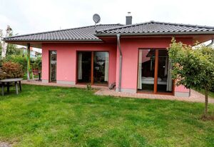 Wuschels Hütt – Helles und freundlich eingerichtetes Ferienhaus mit 2 Ferienwohnungen!
