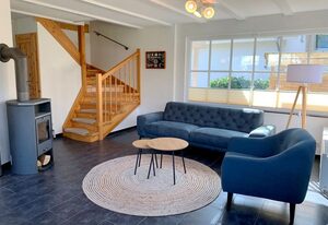 Strandhaus Pilgrim – Komfortables Ferienhaus mit Garten und Kamin nahe Ostsee in Zingst