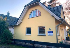 Strandhaus Pilgrim – Komfortables Ferienhaus mit Garten und Kamin nahe Ostsee in Zingst