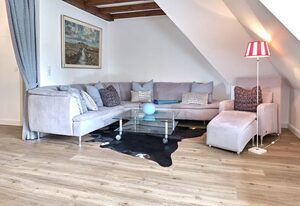 Sharky Bay – Die reetgedeckte, gepflegte Anlage liegt auf einem ca. 2000 m² großem Grundstück