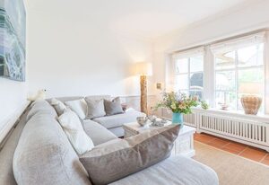 Lüüv Hooge Whg. 26 – Sehr schöne Erdgeschosswohnung auf einer Ebene in einer reetgedeckten Wohnanlage