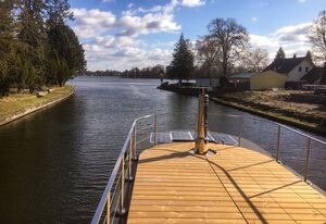Hausboot JAWE auf der Kleinseenplatte