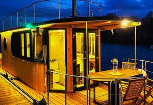 Hausboot JAWE auf der Kleinseenplatte