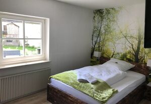 Landgasthof Zum Dorfkrug – Doppelzimmer, Dusche, WC, 1Schlafraum