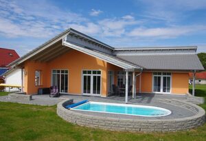 Ferienhaus in Strasen mit Pool, (Mundt, Undine) H2