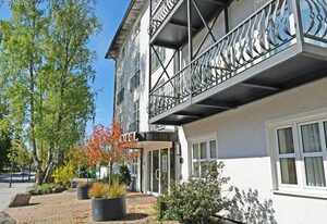 Park-Hostel Sellin nur 500 m zum Strand – DZ o. Hostel Park 011