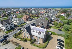 Landhaus Berthin-Bleeg, App. 6 Horizont – Im Herzen von Wenningstedt erwartet Sie das Landhaus Berthin-Bleeg