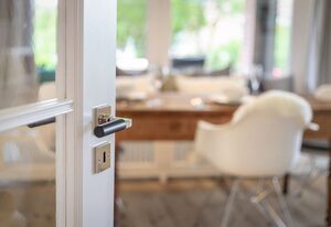 Dorfteichblick App. 5 – Idyllische Lage, ebenerdig im Erdgeschoss mit Terrasse und Garten