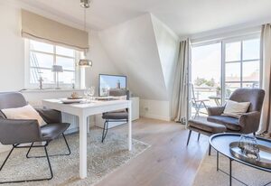 Hingst, App. 3 Nettes Neest – Luxuriöses zwei-Raum Appartement im Ober- & Dachgeschoss, ca. 52 qm Nutzfläche.