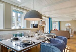 Cliffhouse – Lifestyle unter Reet. Gleich am Meer & Strand. Design pur.