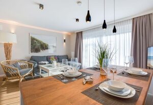 N 28 a – Hausteil im EG/UG/OG/DG mit ca. 130 m² Nutzfläche, Parkplatz am Haus