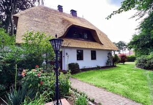 Reetdachlandhaus Wiemershörn