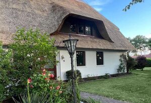 Reetdachlandhaus Wiemershörn