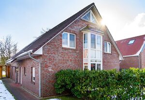 Mühlenkieker – Gemütliche Ferienwohnung (80qm) für 4 Personen mit Balkon in zentraler Lage