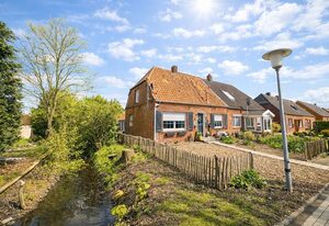 Huus an`t Dörpsdiek