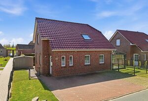 Nordseeperle – 100qm Ferienhaus für 6 Personen + Hund mit Kamin, Sauna & Garten in Hafennähe